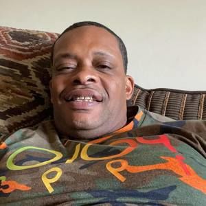 Meet your Posher, Derrick